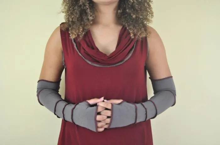 Amethyst with Lilac Arm Warmers