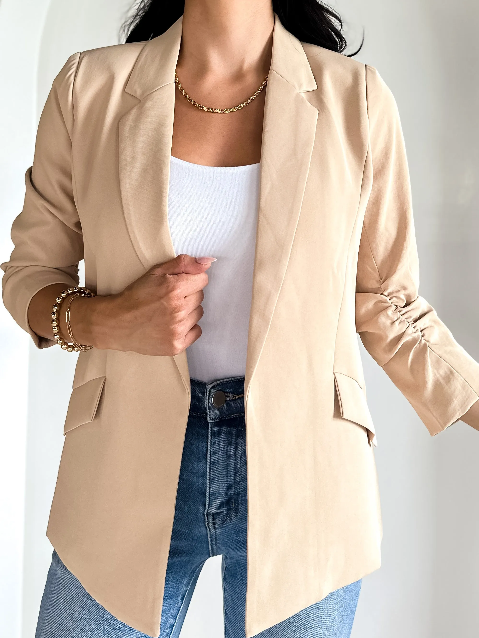 Chic Shirred Sleeve Blazer - Latte