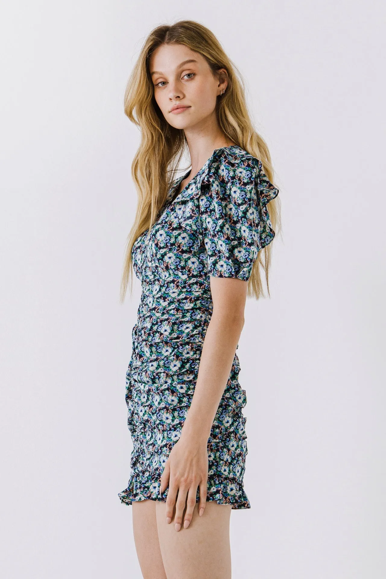 Endless Rose - Floral V-neck Shirring Dress