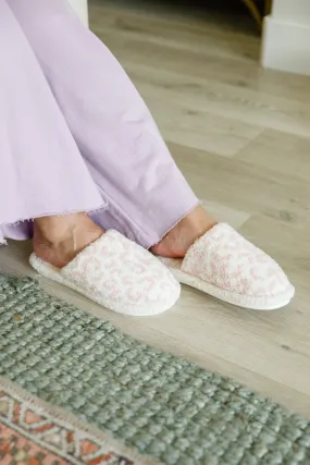 Fuzziest Feet Animal Print Slippers In Pink