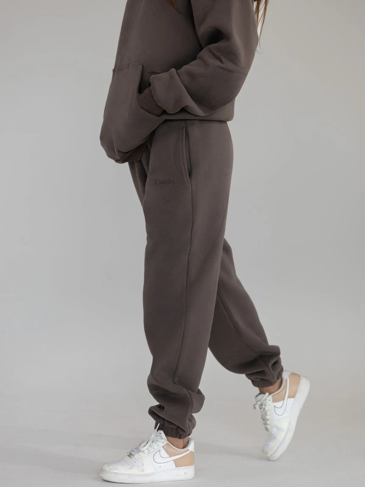 Signature Fit Sweatpants