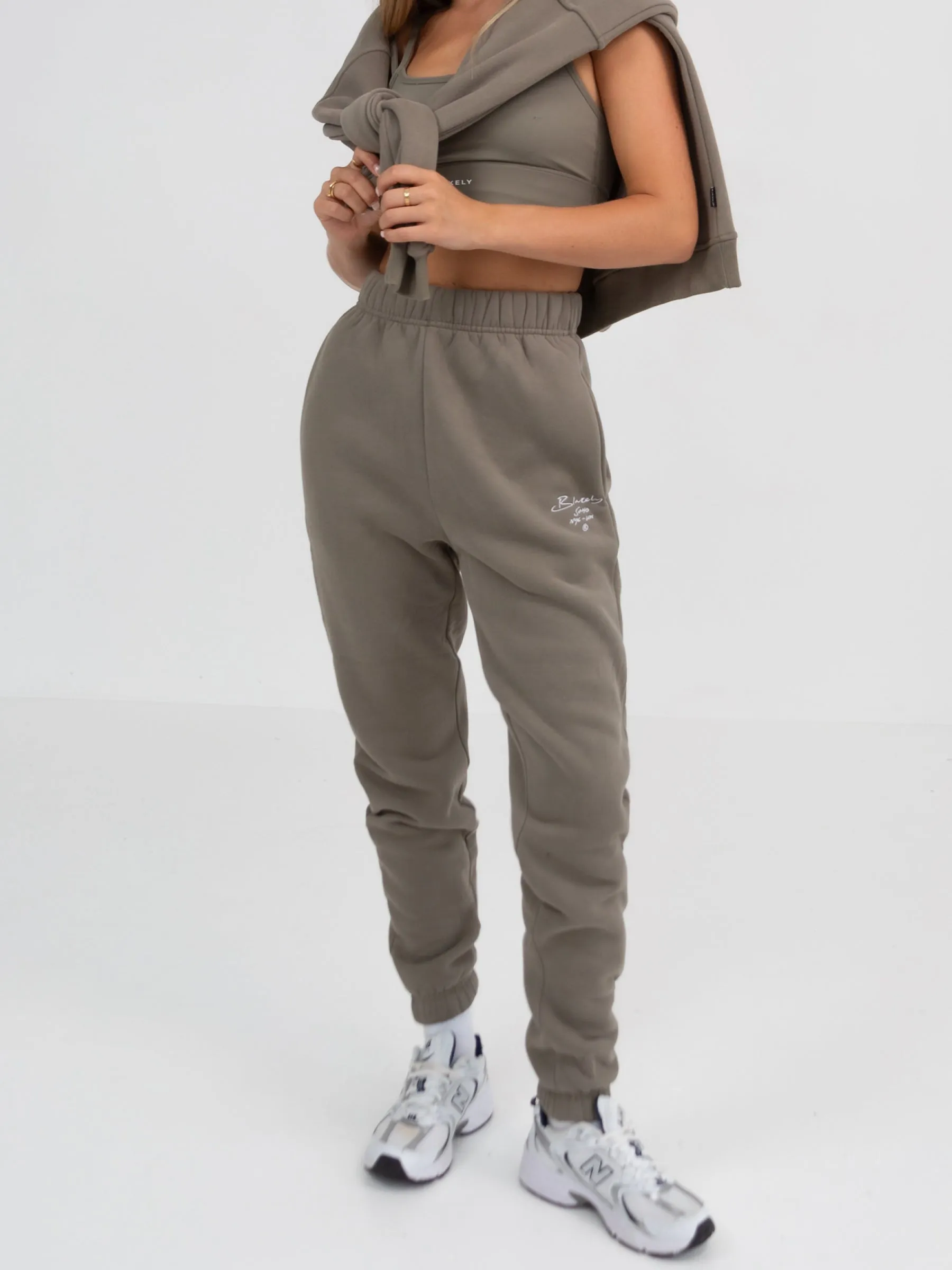 Soho Script Sweatpants - Safari Green