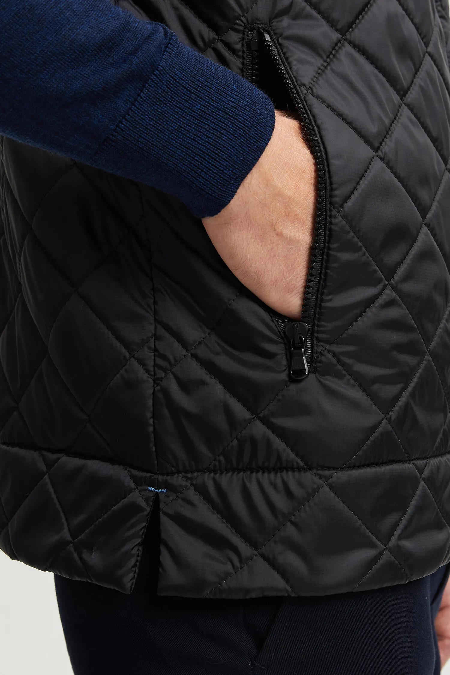 Veikko Water & Wind Repellent Quilted Vest Black