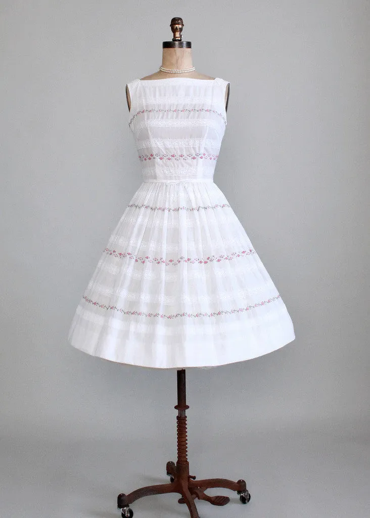 Vintage 1960s L'Aiglon Petite Roses Cotton Dress