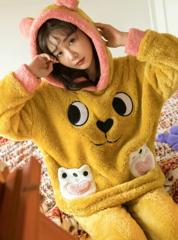 YELLOW BEAR CORAL VELVET PAJAMAS FEMALE WINTER